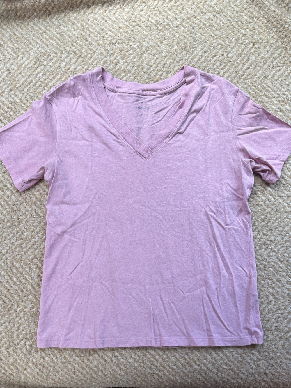 Everlane Lavender Organic Cotton and Hemp V-Neck Tee XS